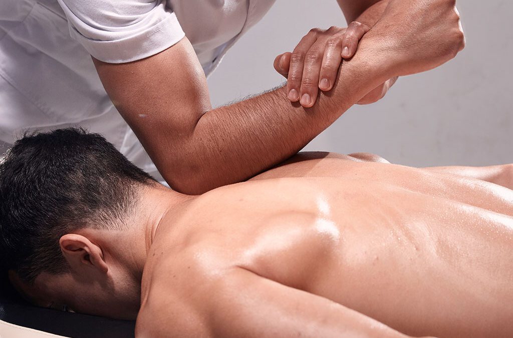 5 Reasons You Need a Deep Tissue Massage