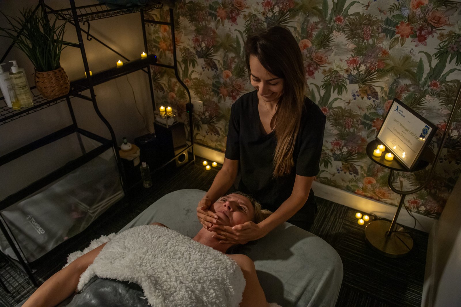 Relaxing Swedish massage therapy session in Slough promoting stress relief, muscle relaxation, and overall wellness at Muscle Therapy by Tom.